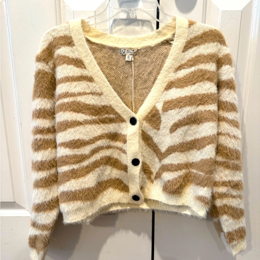 NWT Endless Blu Animal Print Cropped Cardigan - size small